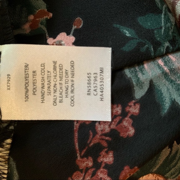 Halogen large floral print short sleeve blouse - Picture 6 of 6